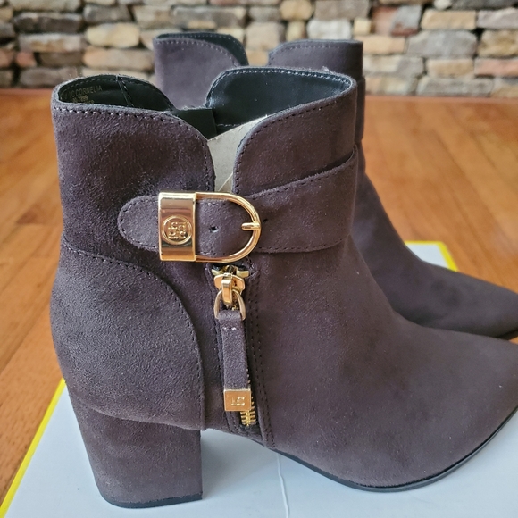 🆕🎁Liz Claiborne Cornelia Pointed Toe Ankle Boot - Picture 1 of 6